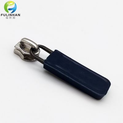 Custom Logo Rubber Zipper Pulls
